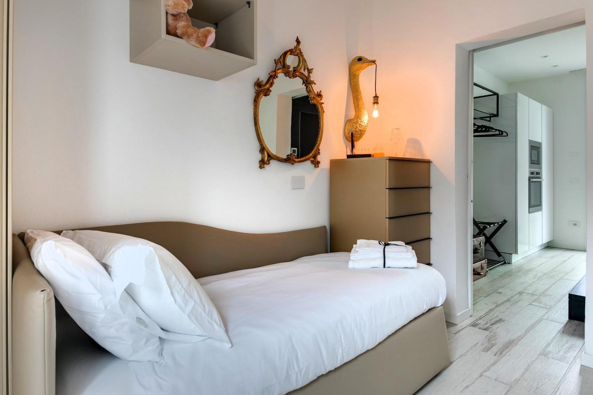 Villa Monti Suites&Aparts Чезенатико Екстериор снимка