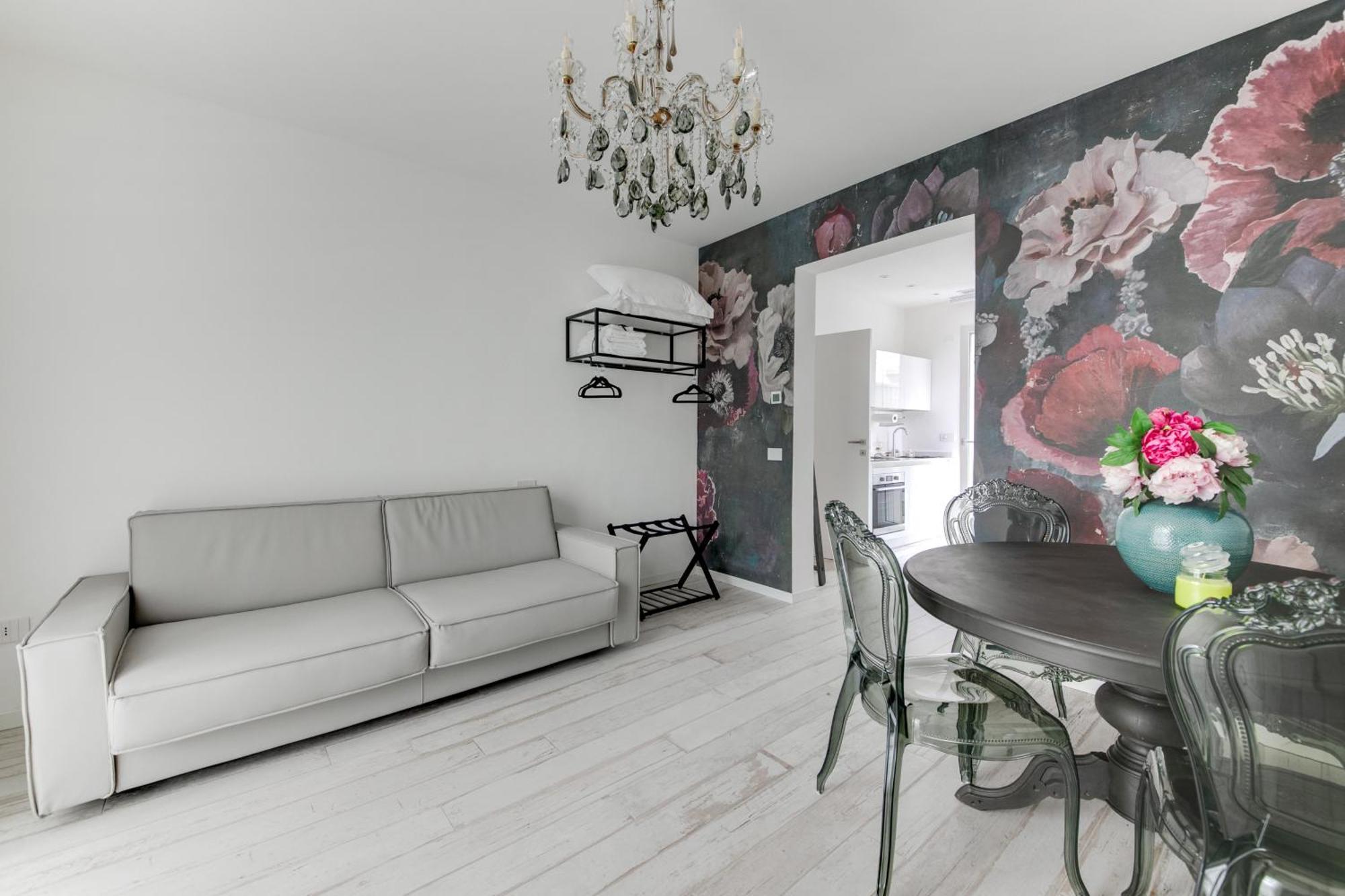 Villa Monti Suites&Aparts Чезенатико Екстериор снимка